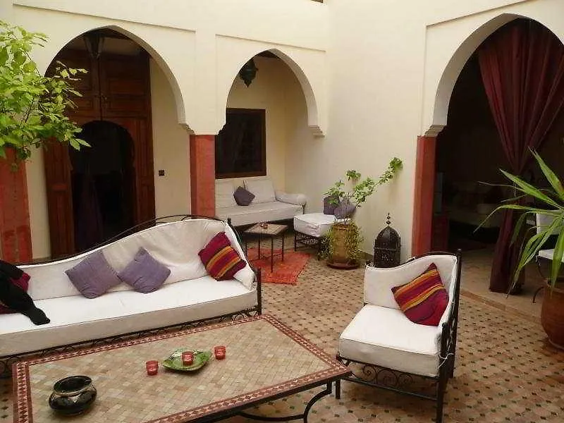 *** לינה וארוחת בוקר מרקש Riad Petit Karmela מרוקו