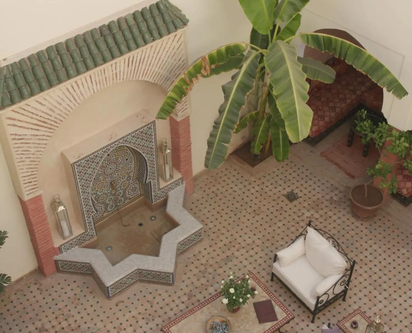לינה וארוחת בוקר מרקש Riad Petit Karmela