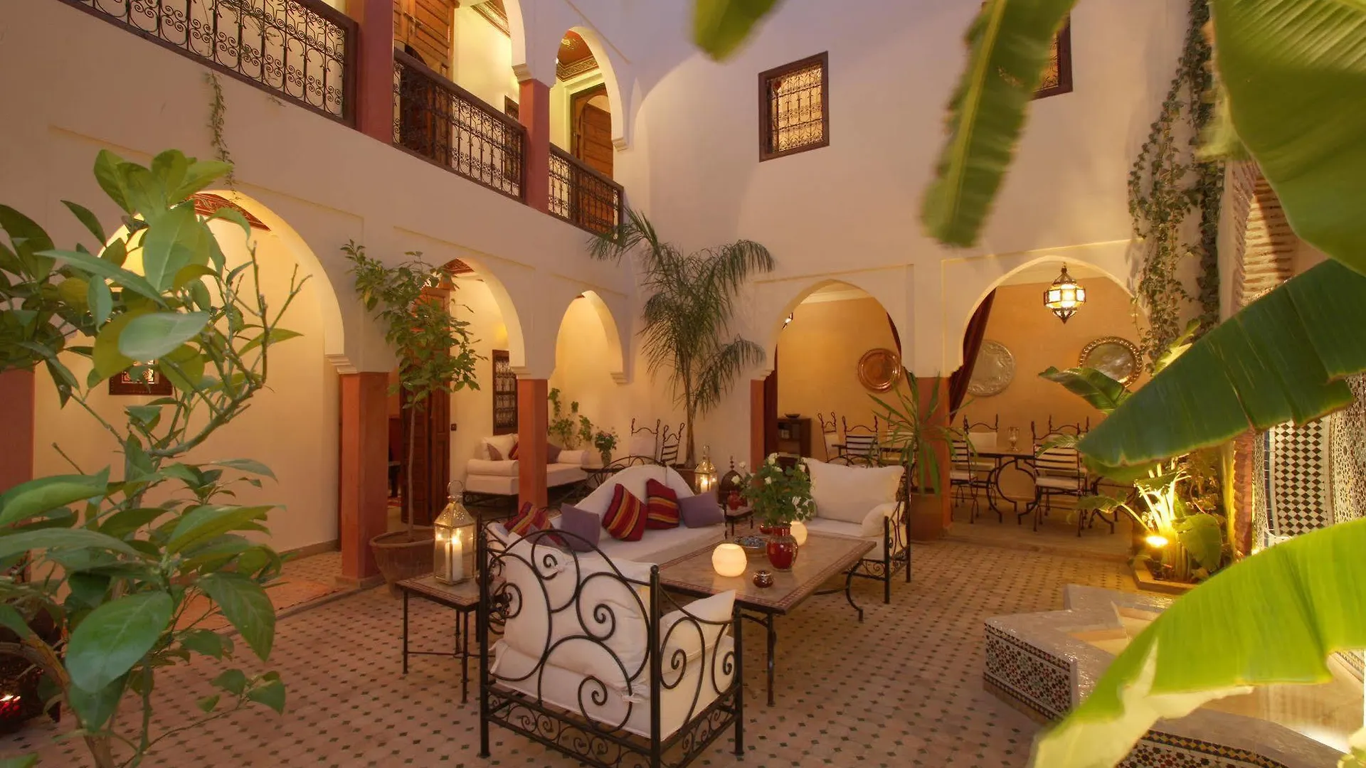 *** לינה וארוחת בוקר מרקש Riad Petit Karmela מרוקו