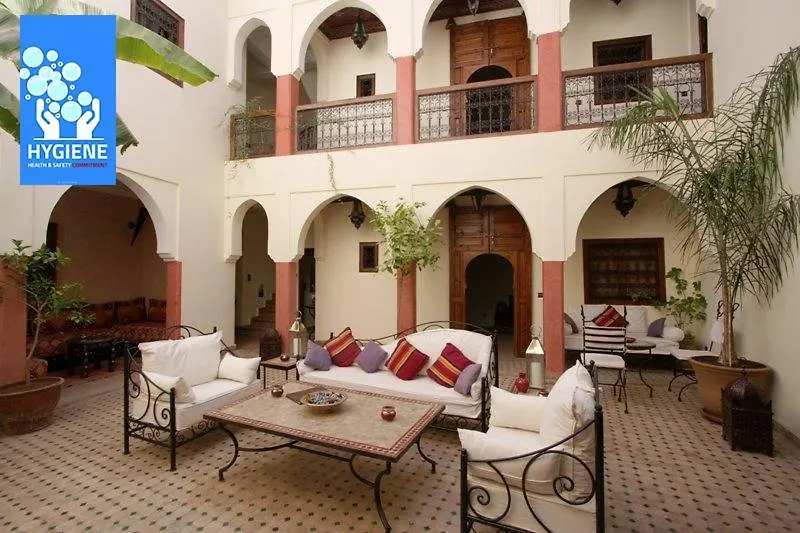 *** לינה וארוחת בוקר מרקש Riad Petit Karmela מרוקו